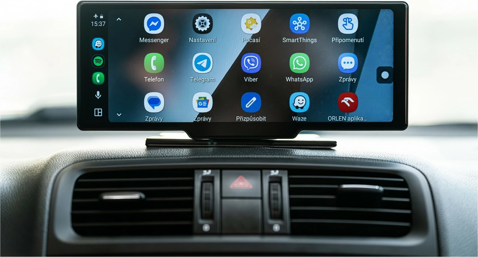 Ekran CarPlay/Android Auto për veturë Sencor SCT M1060BWT, 10.26\" IPS, HD 1060x600, wireless, kamerë mbrapa 1080p, i zi