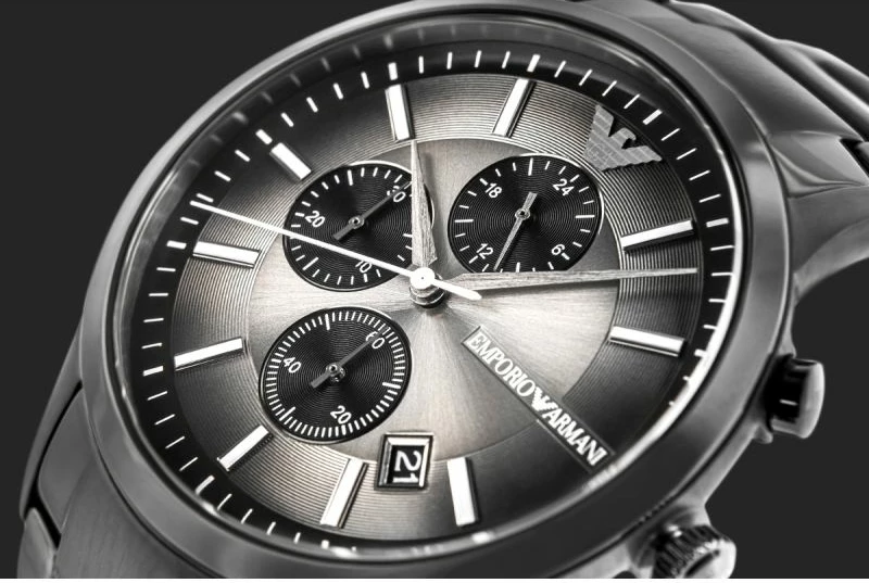 Orë dore për meshkuj Emporio Armani, titanium