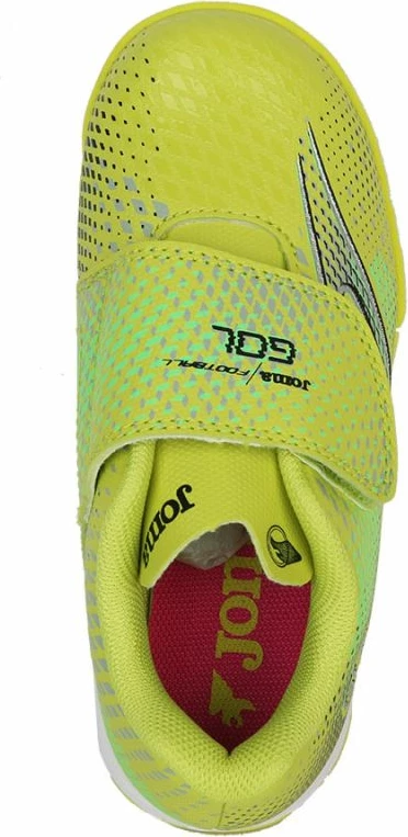 Atlete futbolli për fëmijë Joma