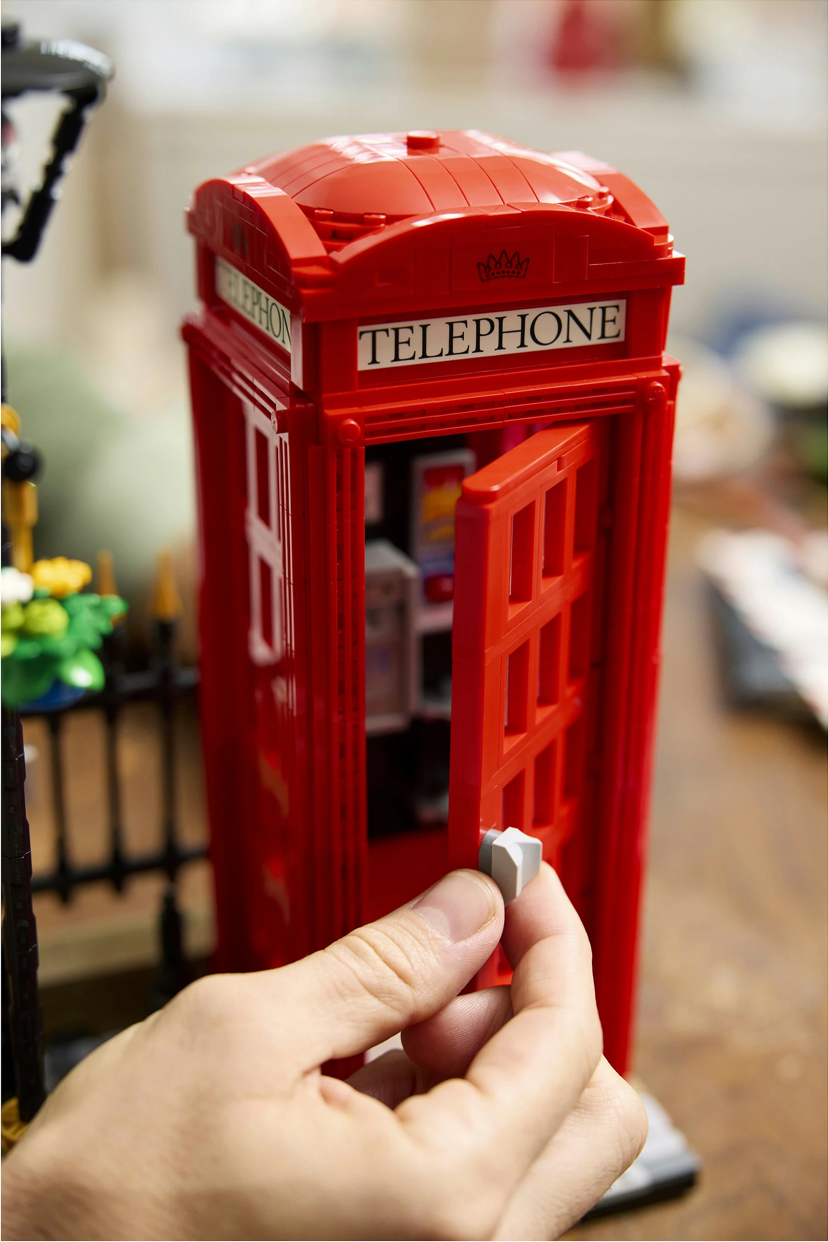 Set ndërtimi LEGO Ideas 21347, Kuti telefonike e kuqe londineze, 1460 pjesë, Multikolor