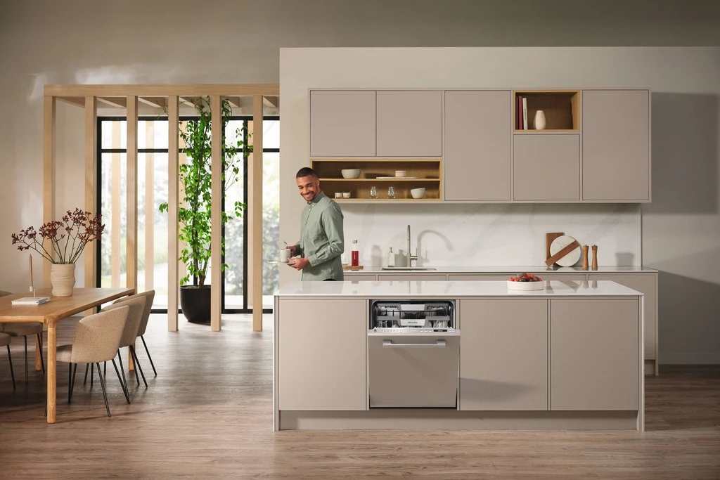 Enëlarëse plotësisht e integrume Miele G 7191 SCVi AD 125 Edition, 14 sete, 6 L