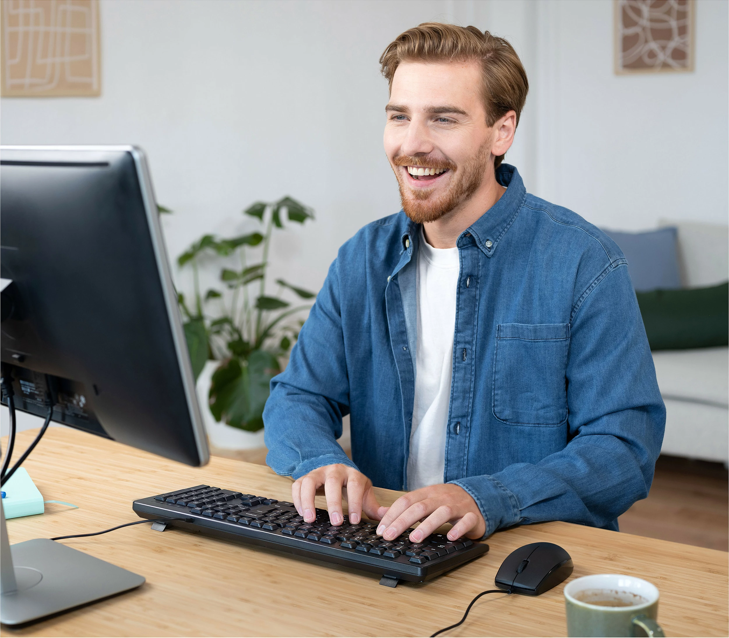 Set tastierë dhe maus Trust TKM-250, USB me kabllo, QWERTZ gjermanisht, i zi