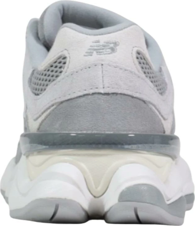 Atlete për femra New Balance 9060 U9060ERD, të hirta [Madhësia: 38]