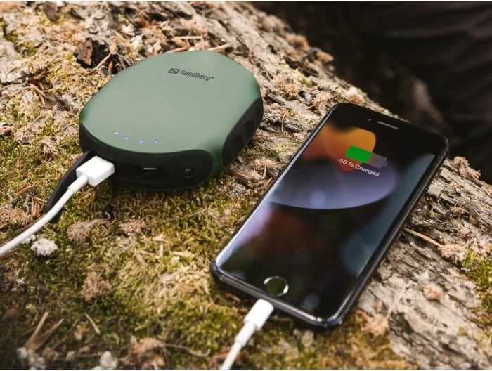 Powerbank Sandberg Survivor 420-60 10000 mAh (37 Wh) IPX6 me dritë LED dhe busullë, e gjelbër/zezë, me kabllo microUSB 30 cm + karabinë