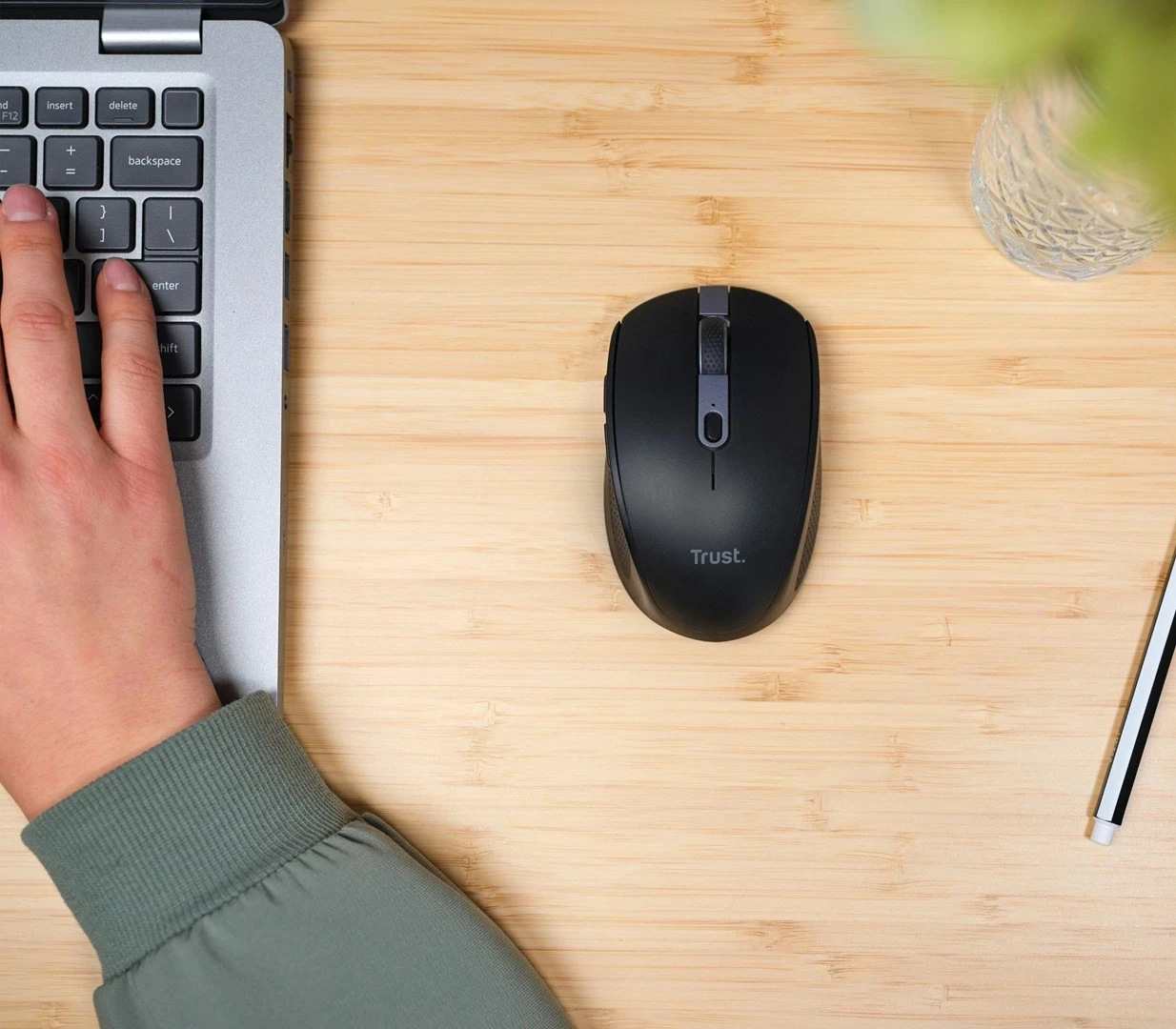 Maus Trust Ozaa, RF Wireless + Bluetooth, 3200 DPI, i zi