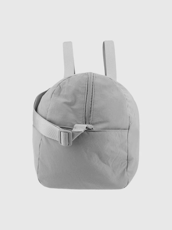 Çantë sportive 4F, e zezë