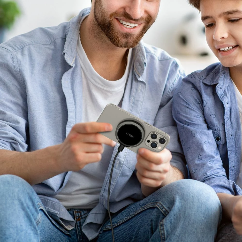 Karikues wireless Tech-Protect QI15W-A33 me MagSafe dhe stand, 15W, me kabllo USB-A/USB-C, zi