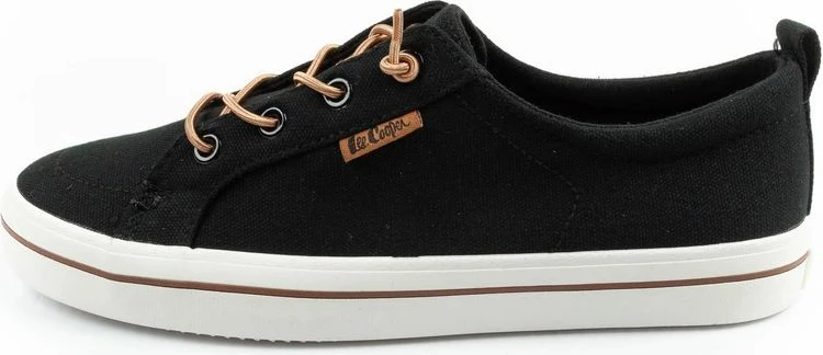 Atlete femra Lee Cooper, të zeza