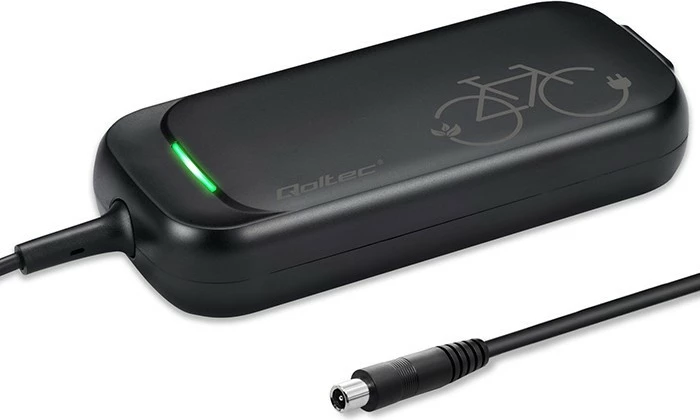 Karikues biçiklete elektrike Qoltec 50334, 42V 2A, për bateri 36V, i zi