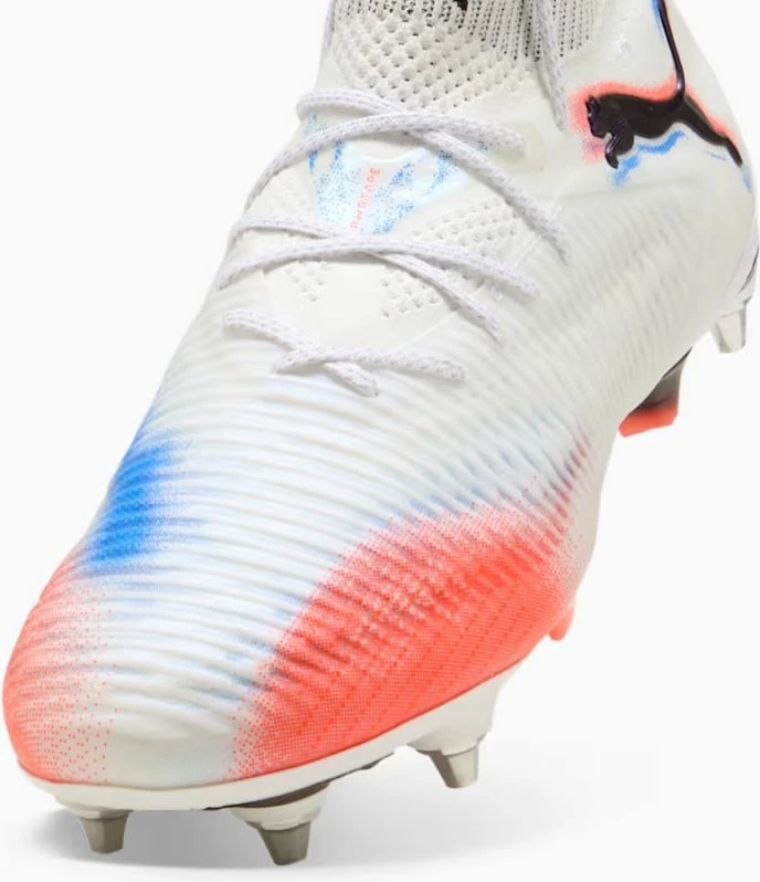 Atlete futbolli për meshkuj Puma, të bardha