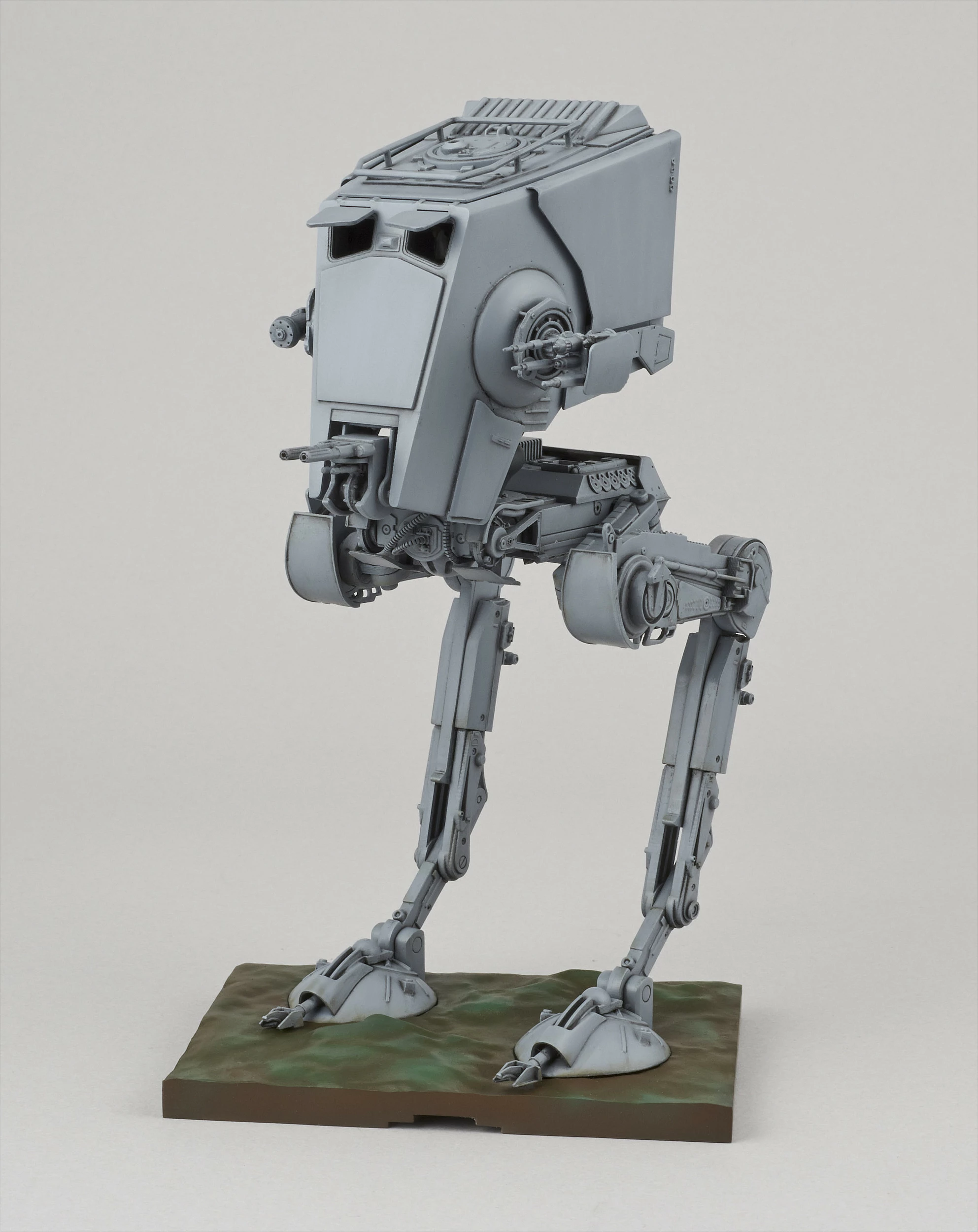 Model montimi Revell AT-ST 1:48, 144 pjesë, 18.2 cm, Star Wars, gri