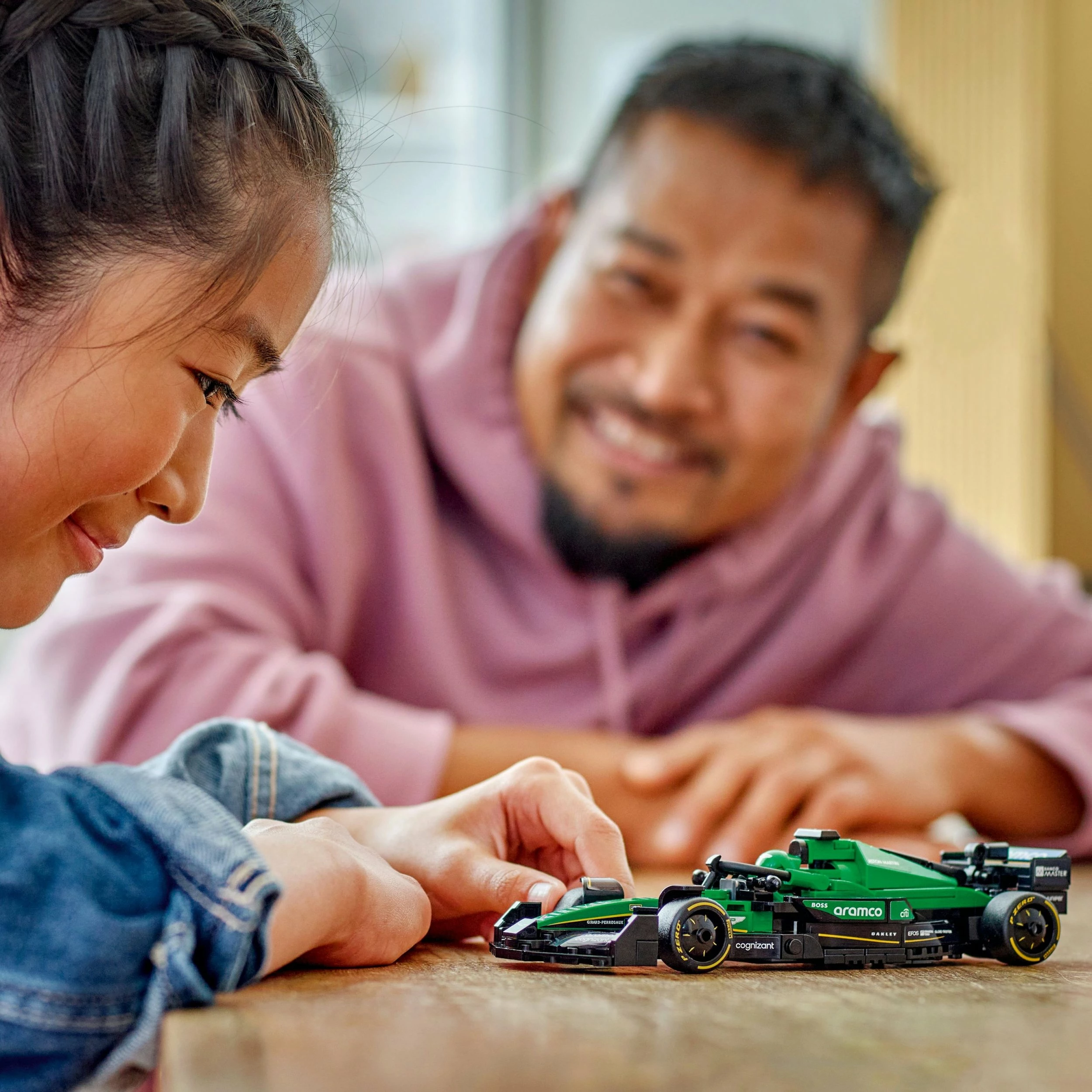 Set LEGO Speed Champions F1 Aston Martin Aramco AMR24 77245, 269 copë, jeshile