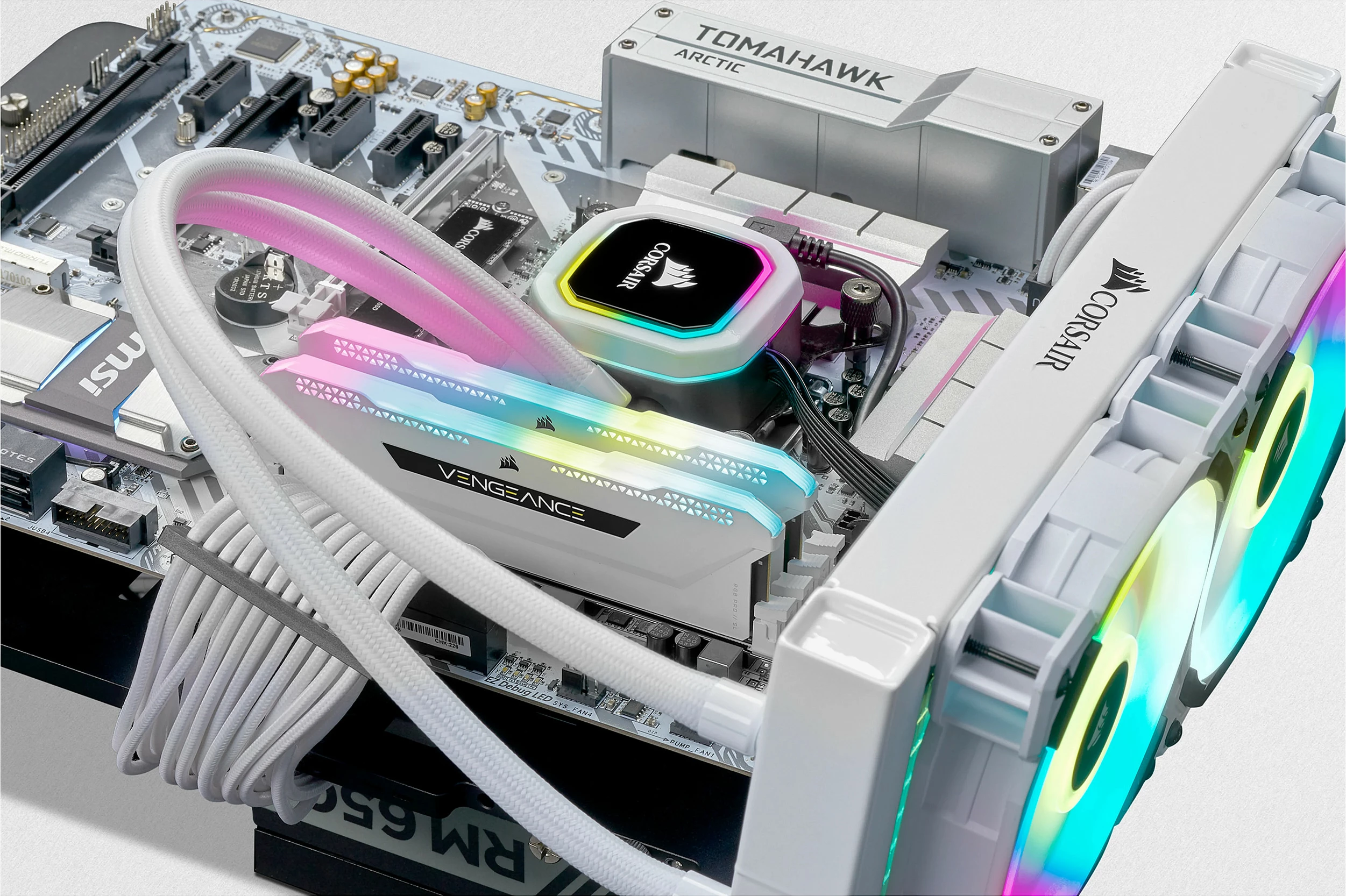 RAM Memorje Corsair Vengeance RGB Pro SL, 32GB (2x16GB) DDR4 3200MHz CL16, RGB, e bardhë