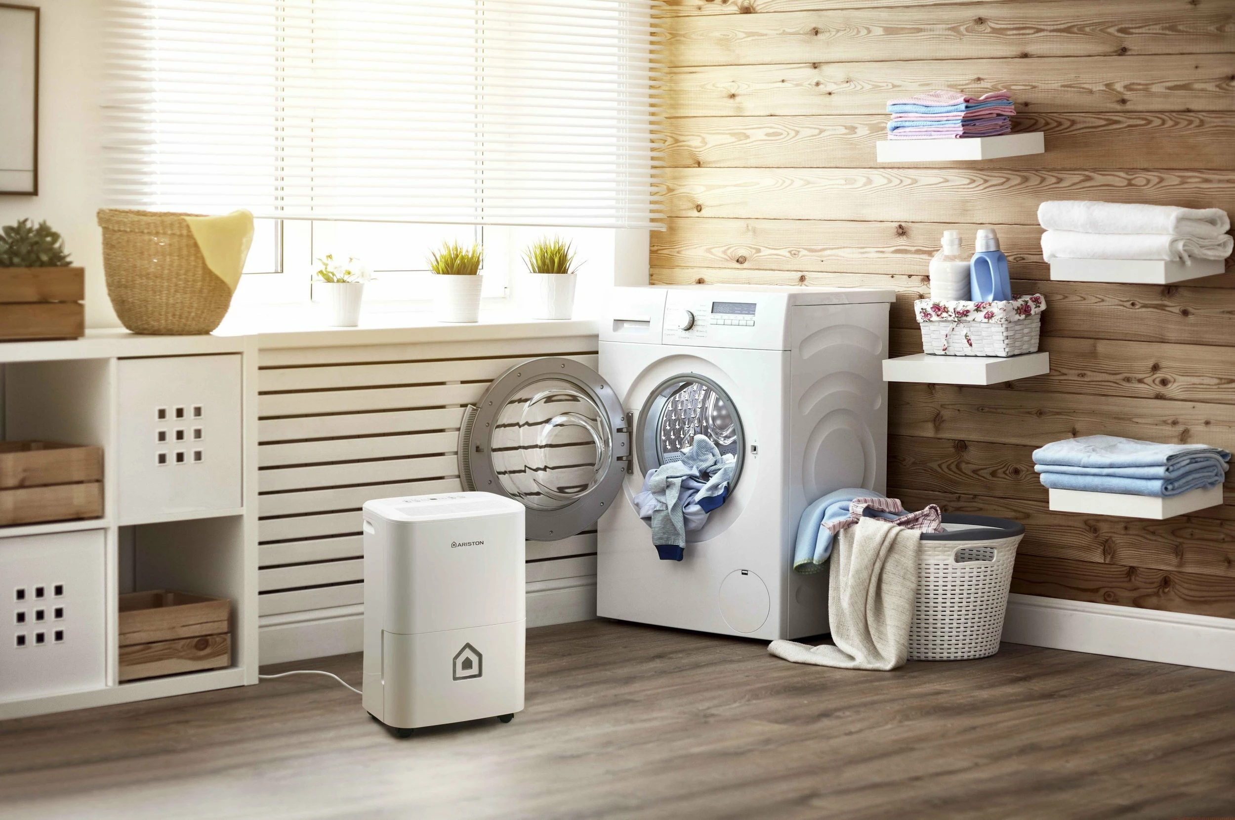 Dehumidifikues ajri Ariston Deos 16S NET 16L/24h, 3L, WiFi, 300W, i bardhë