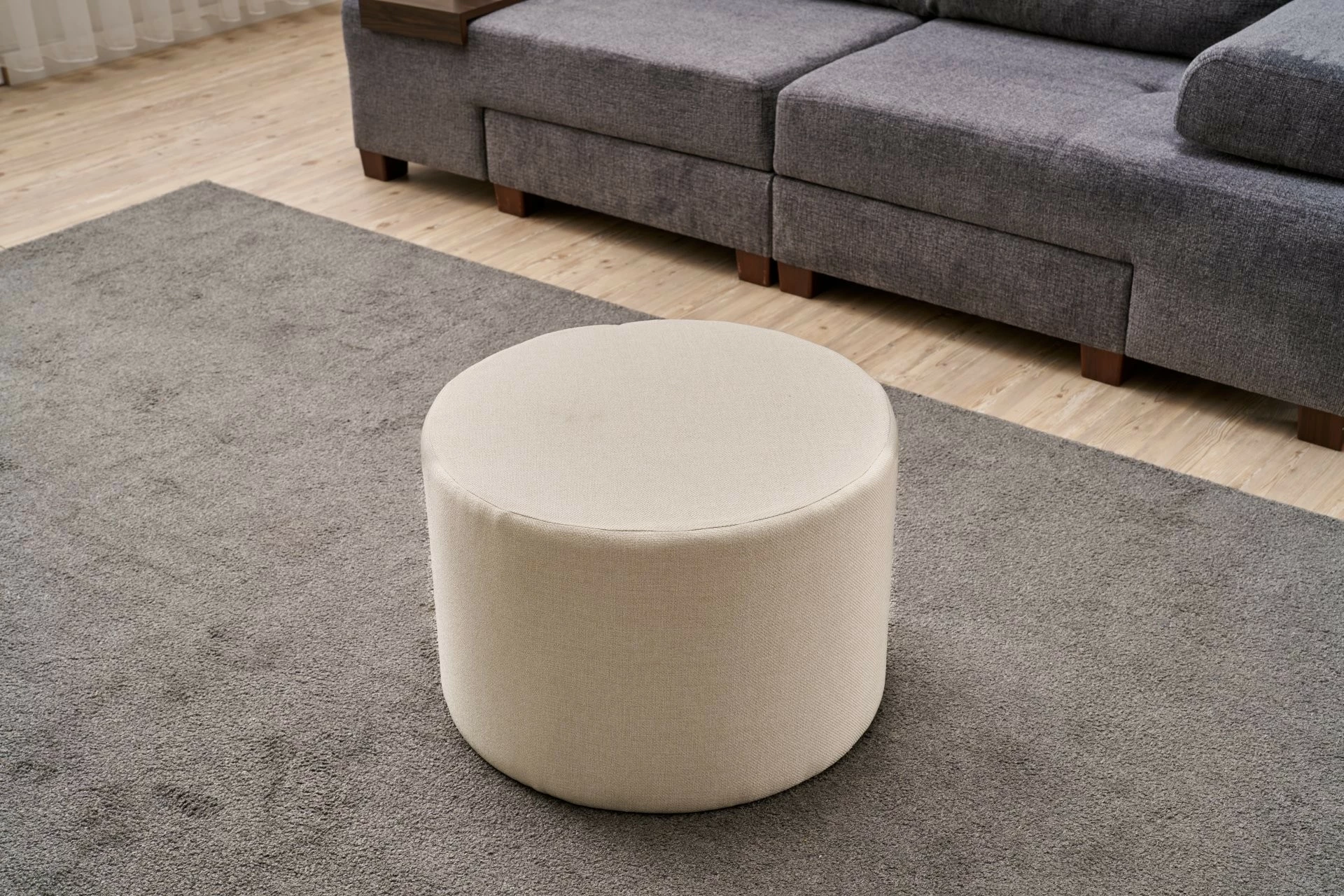 Puf krem Atelier del Sofa, Likya