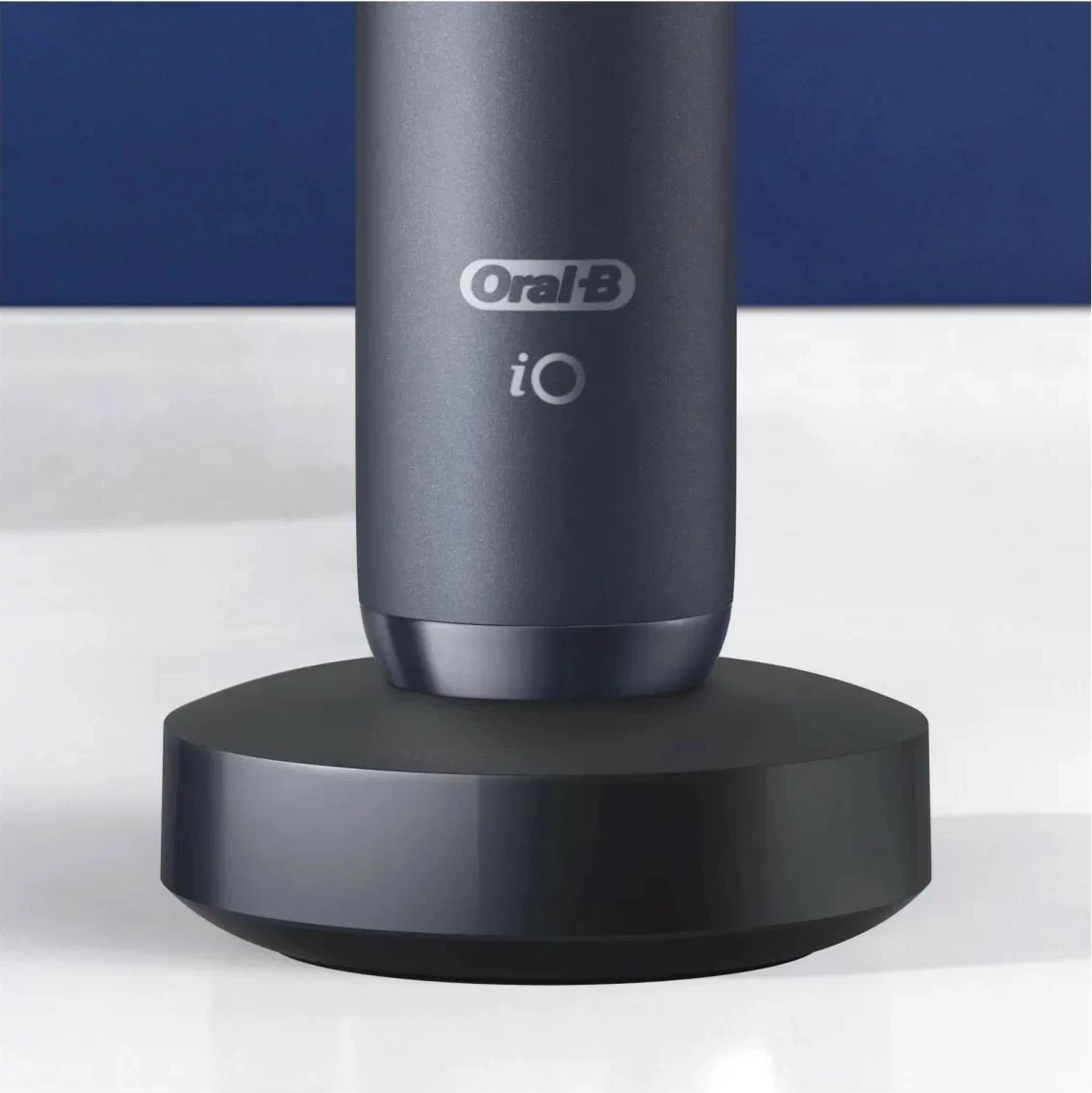 Furçë dhëmbësh elektrike Oral-B iO 8N, me Bluetooth, 6 mënyra pastrimi, ngjyrë e zezë