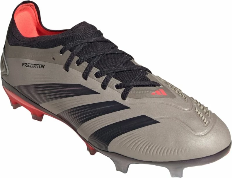 Atlete futbolli adidas për meshkuj, të zeza [Madhësia: 45 1/3]