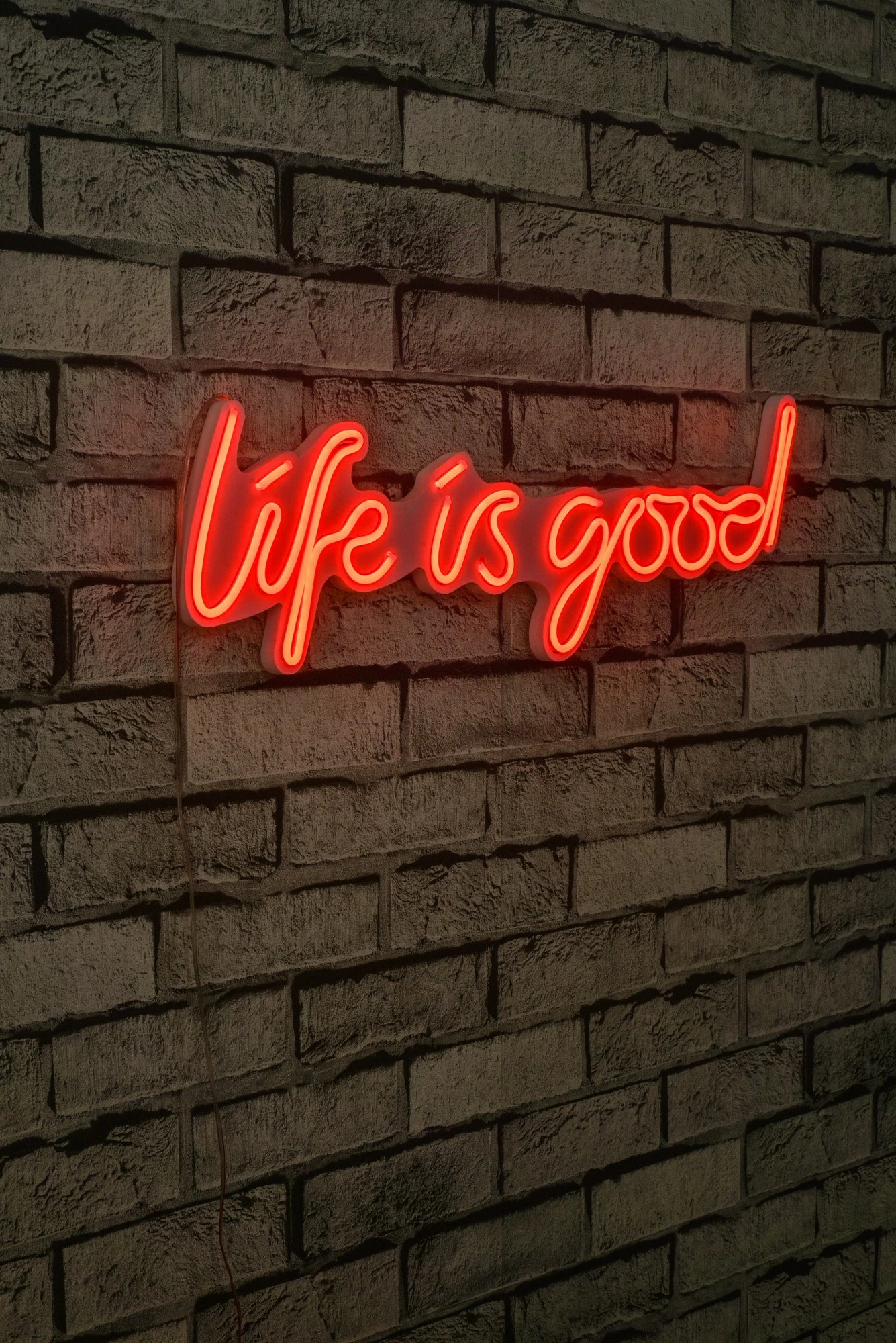 Dekor ndriçues LED plastik, 'Life is good', ngjyrë e kuqe