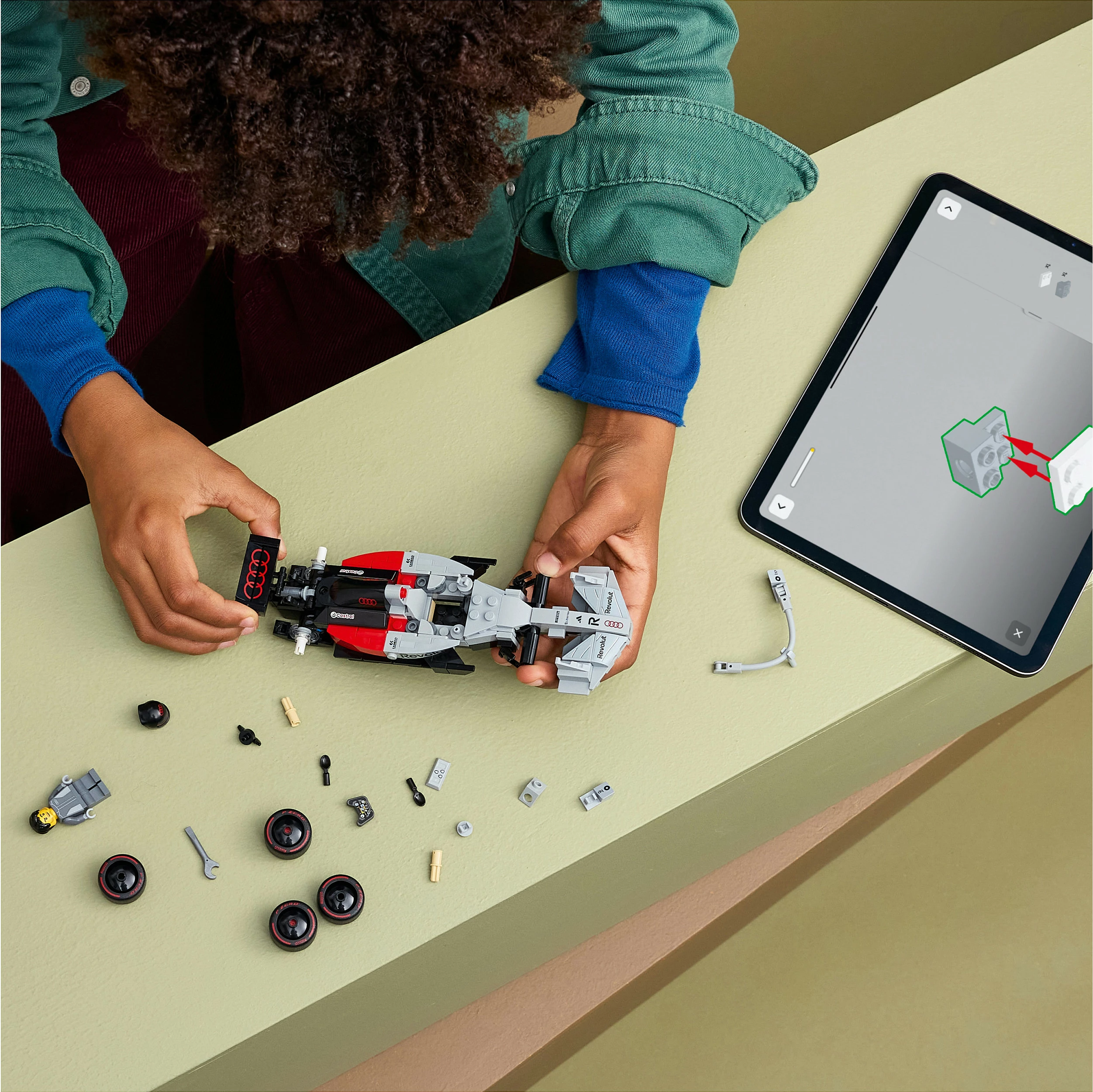 Set ndërtimi LEGO Speed Champions 77259 Audi Revolut F1 Team R26, 216 pjesë, multikolor