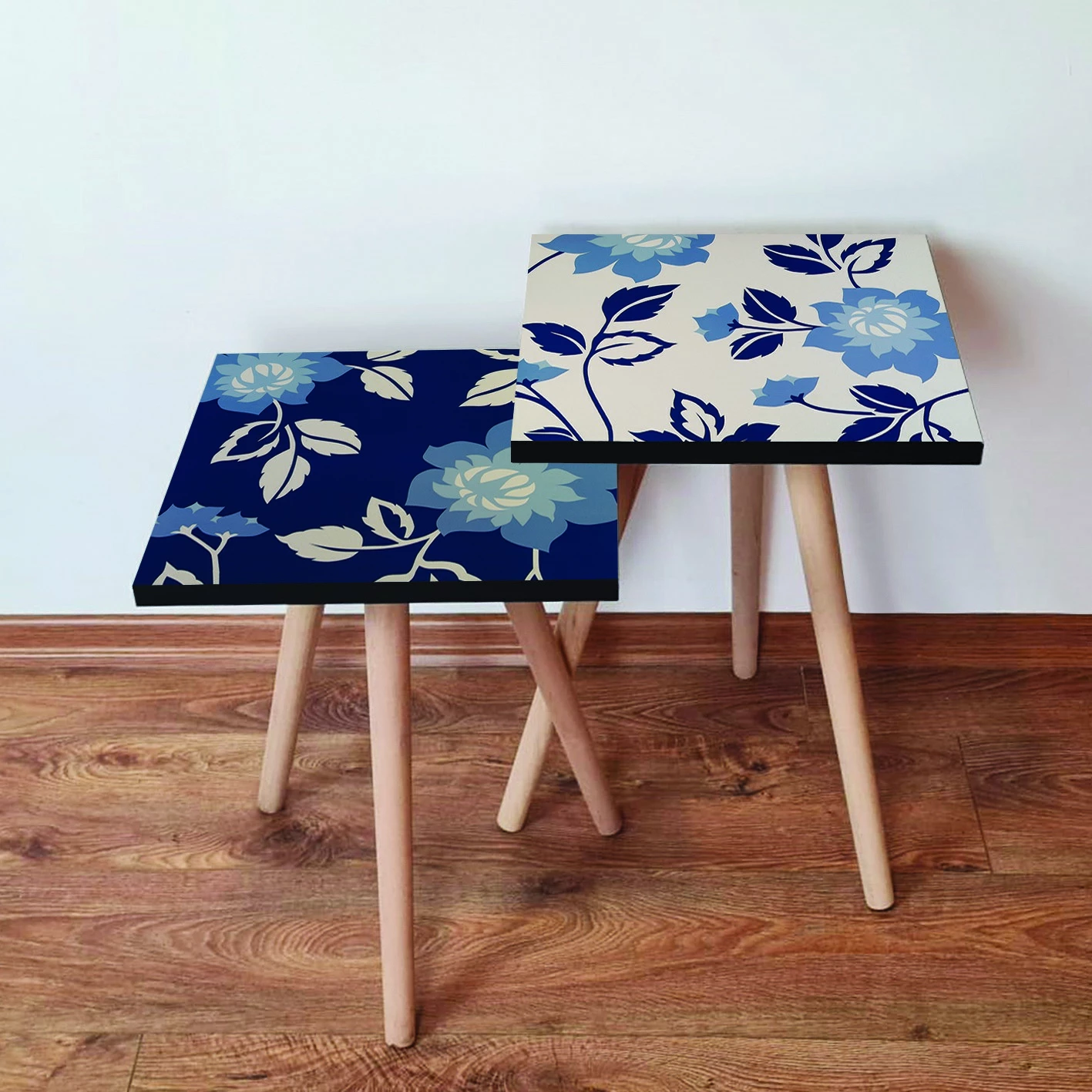 Set tavolina të vendosshme, 2 copë, Skye Decor, 2Shp411, ngjyrë kaltër e errët