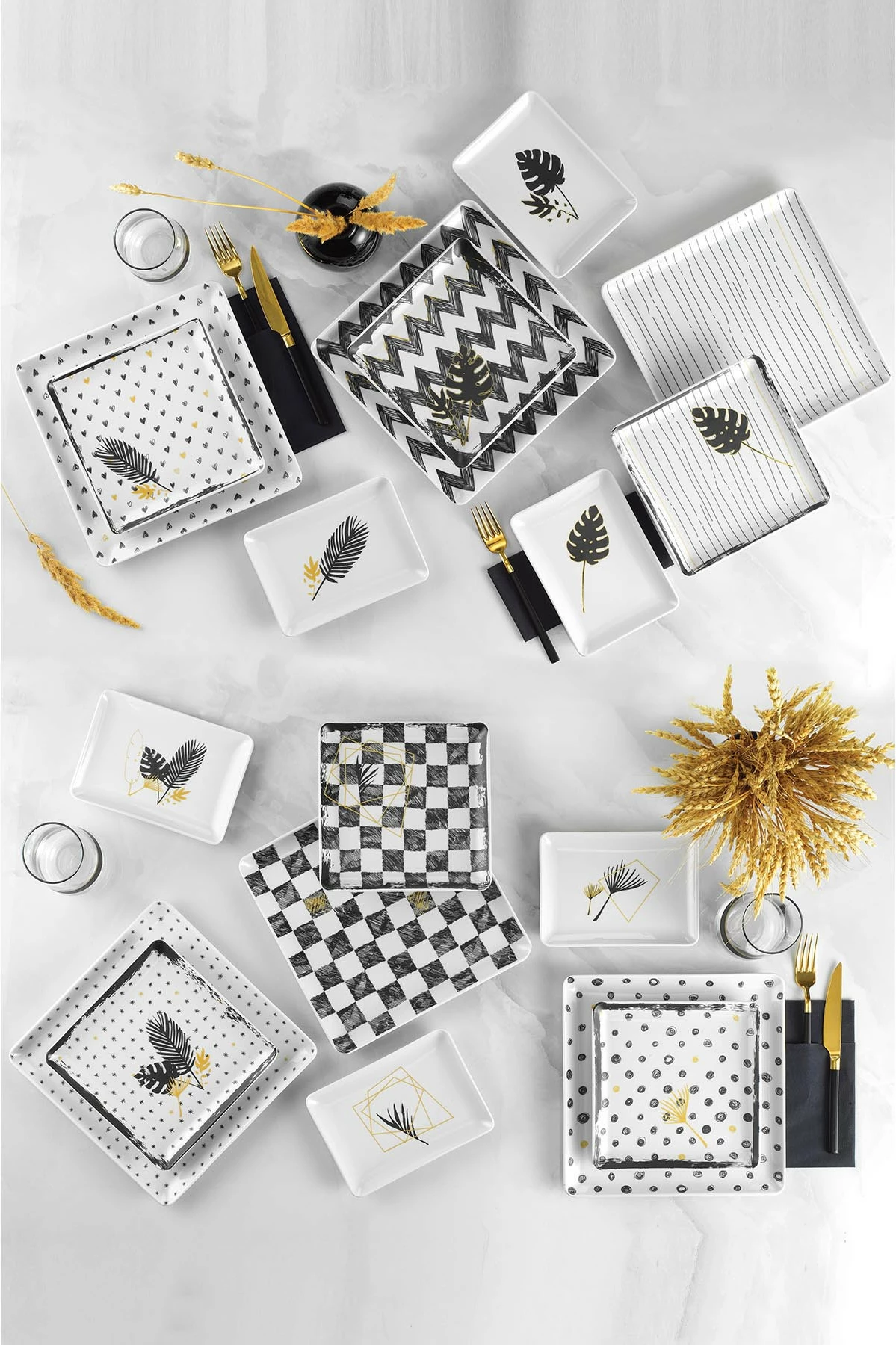 Set pjatash shërbimi, shumëngjyrëshe, 18 copë, Hermia Concept, TAN18Y643011122