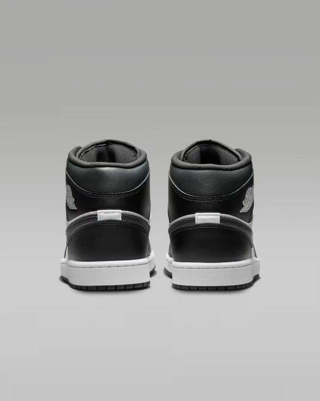 Atlete Nike Air Jordan 1 Mid DQ8426-010