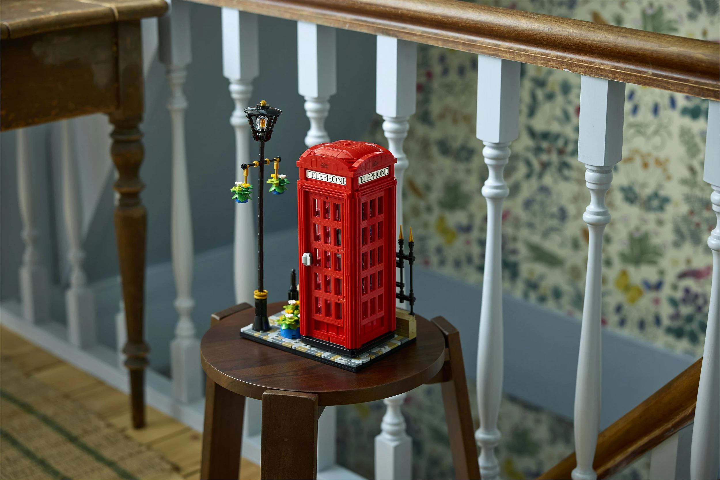 Set ndërtimi LEGO Ideas 21347, Kuti telefonike e kuqe londineze, 1460 pjesë, Multikolor
