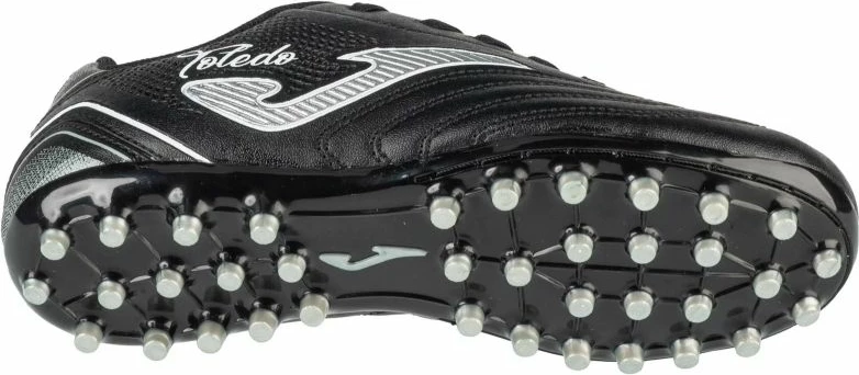 Atlete futbolli për fëmijë Joma, të zeza