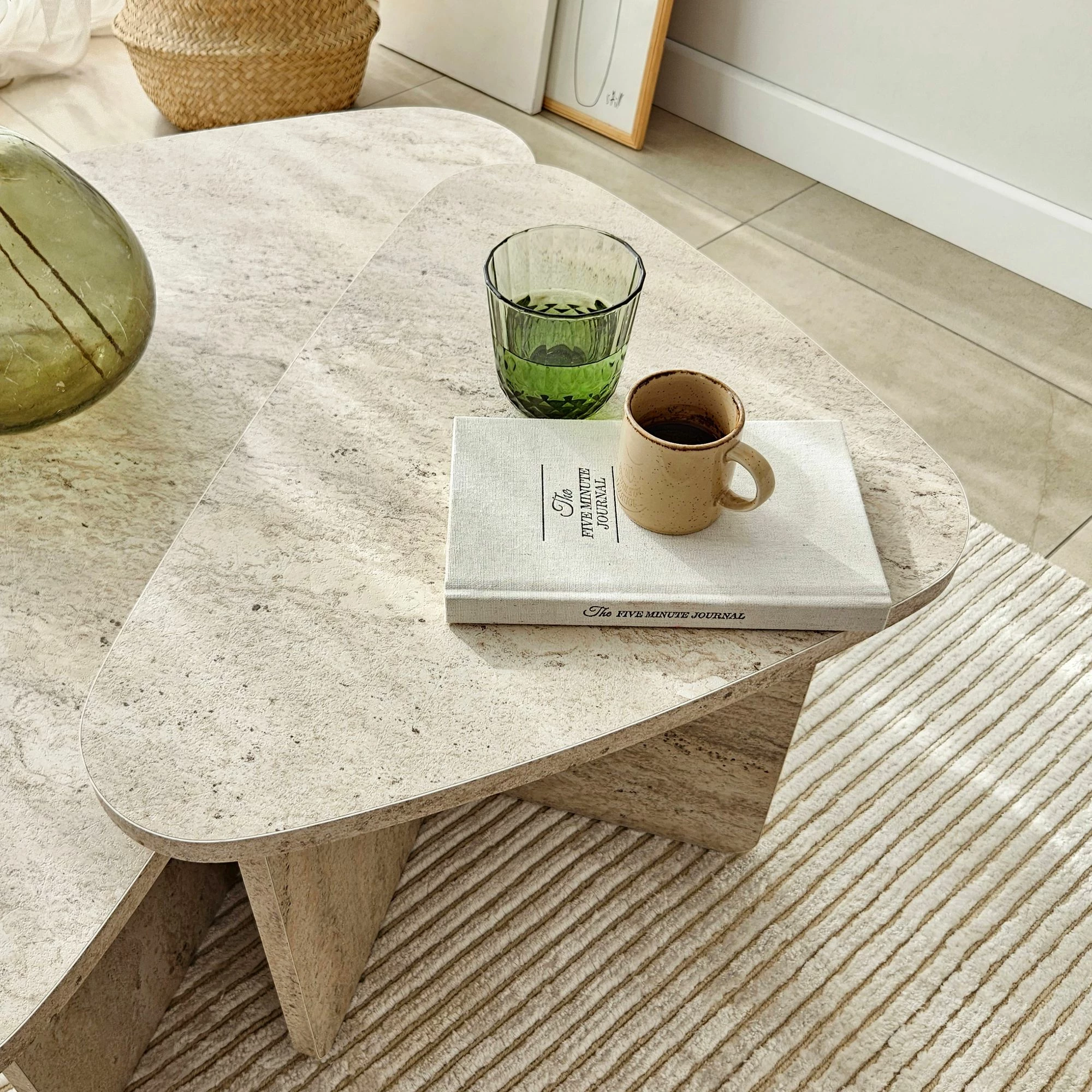 Set tavolinash kafeje Skye Decor, Ballare, ngjyrë travertine