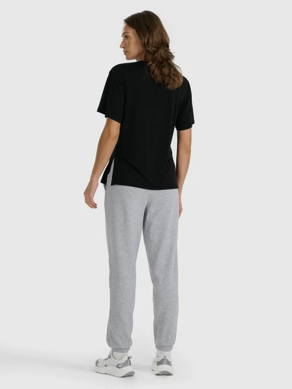 Pantallona sportive për femra 4F