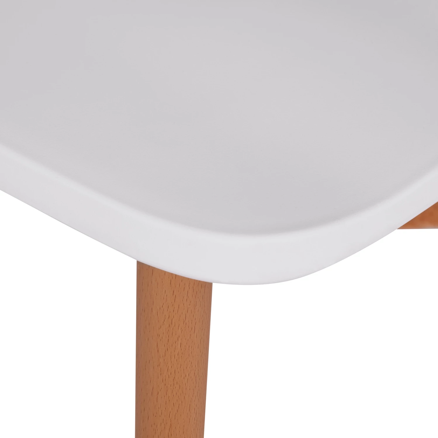 Karrige për ngrënie Vanessa e bardhë me këmbë metalike 43x46,5x82cm, set prej 4 copë