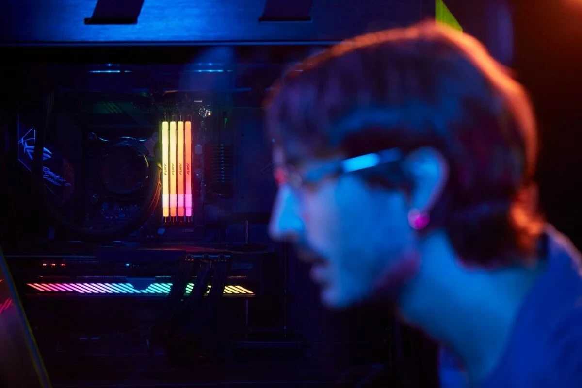 RAM Memorje Kingston FURY 32GB 6000MT/s DDR5 Renegade RGB