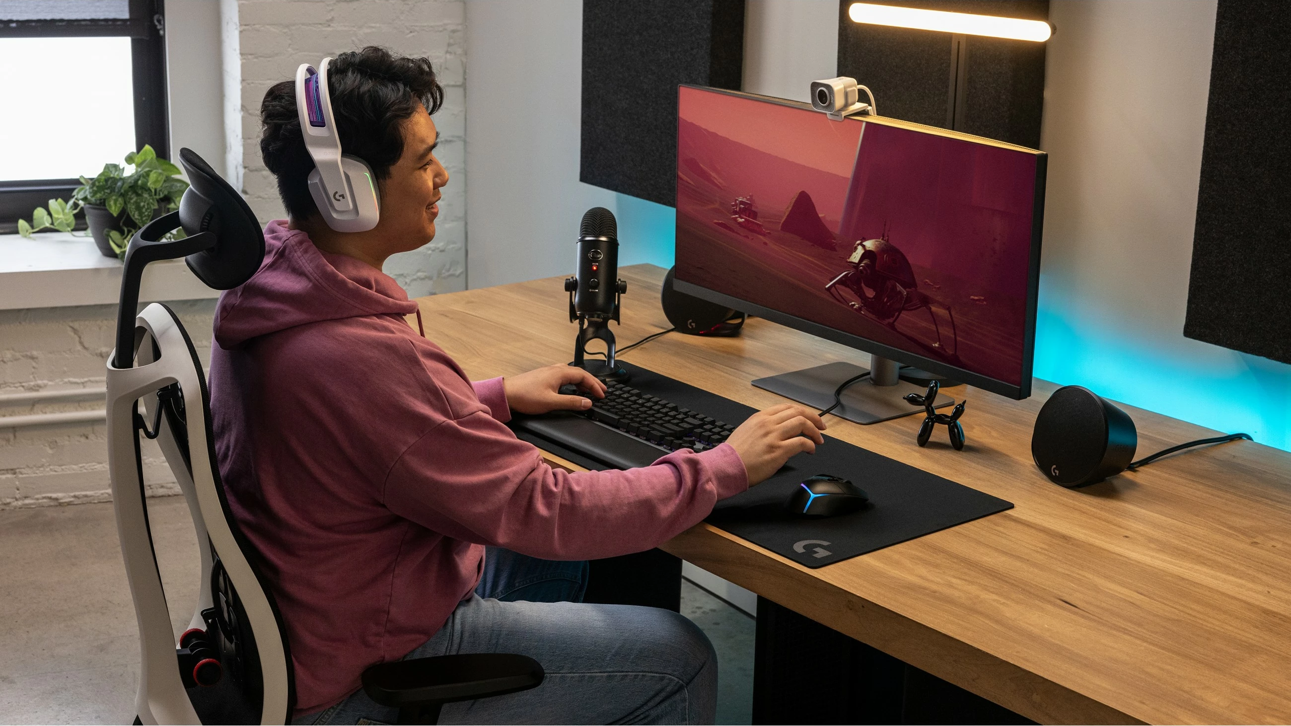 Maus gaming Logitech G502 X PLUS, wireless, RGB, 25600 DPI, i zi