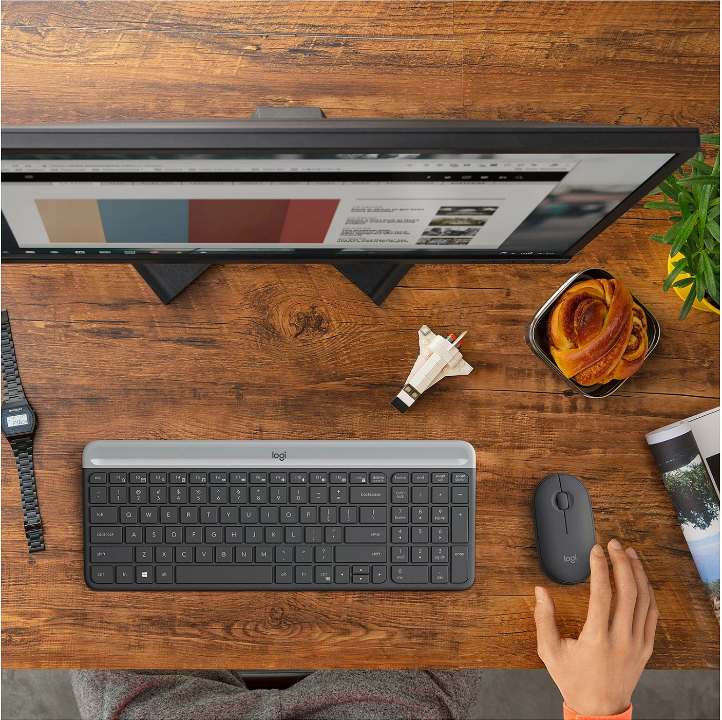 Set tastierë dhe maus wireless Logitech Slim, i zi