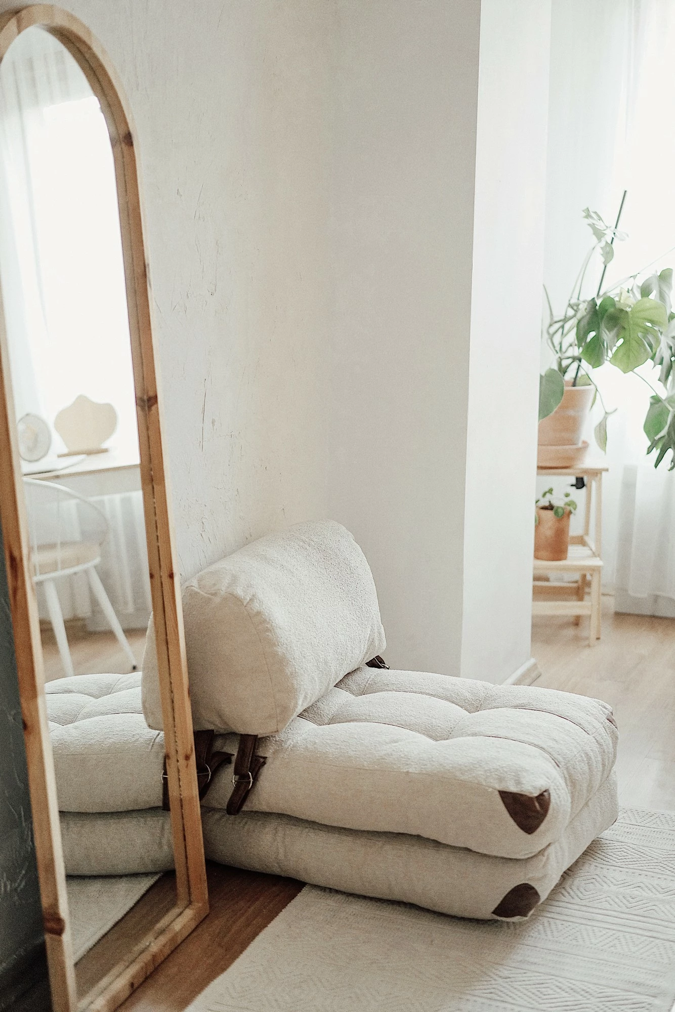 Krevati-kolltuk një vendësh, Atelier del Sofa, Teddy Fold, krem
