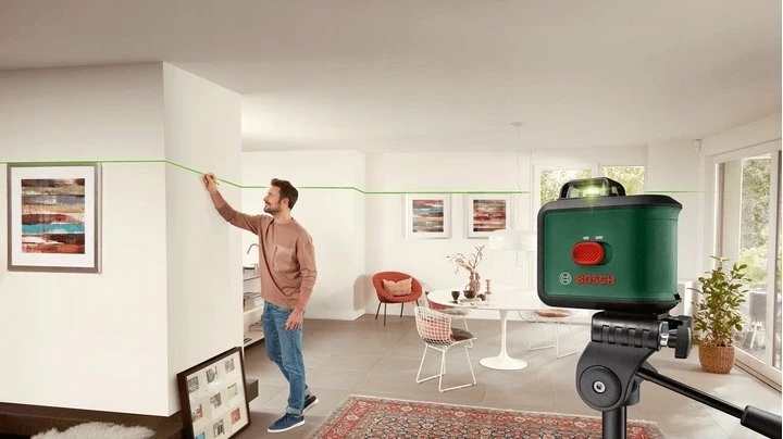 Laser nivelues Bosch UniversalLevel 360, rreze 24 m, set me tripod TT150UNI, gjelbër/zi