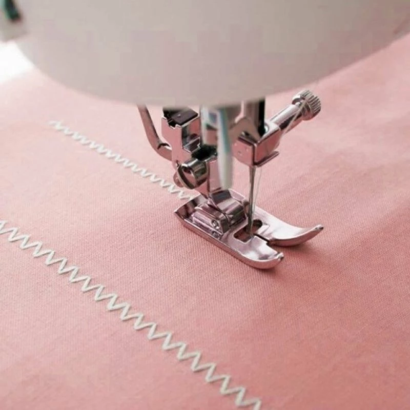 Makine qepëse Singer C5655, e bardhë