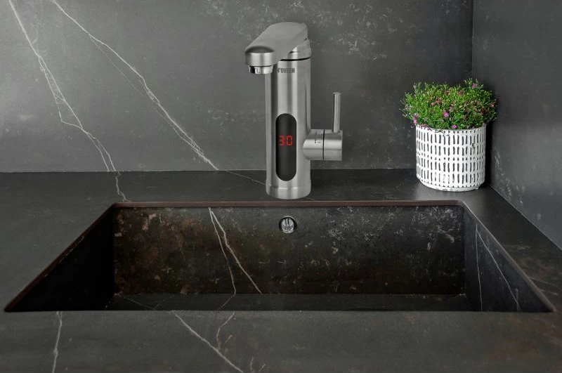Ngrohës uji i menjëhershëm Noveen IWH560, inox