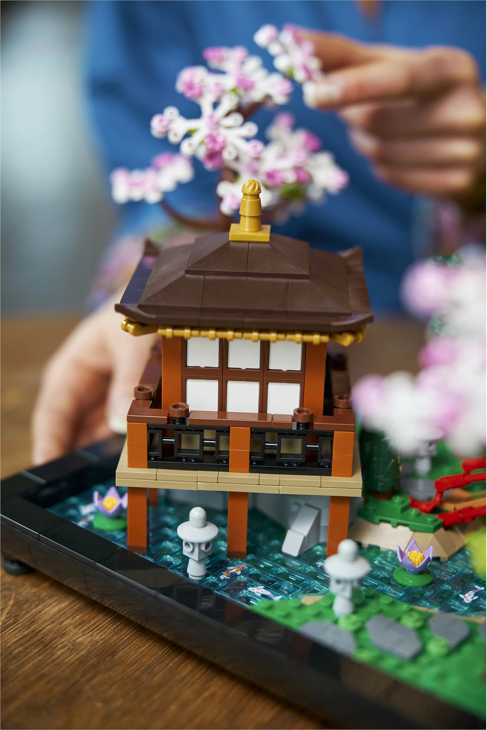 Set ndërtimi LEGO Tranquil Garden, 1363 pjesë, shumëngjyrësh
