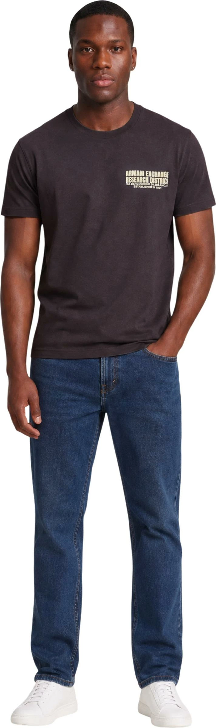 Maicë për meshkuj Armani Exchange XM003026 AF21323, kafe e errët [Madhësia: XS]