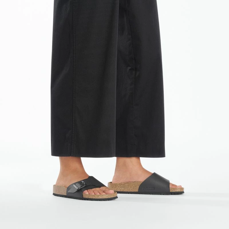 Papuqe për femra Birkenstock, të zeza [Madhësia: 37]