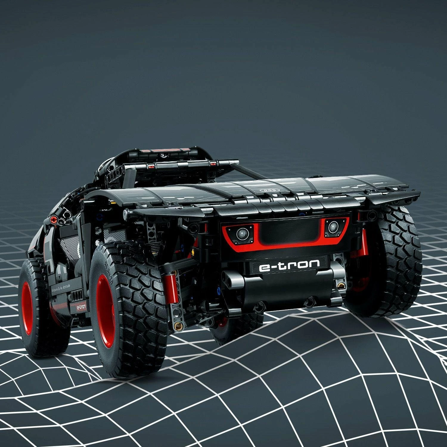 Set LEGO Technic Audi RS Q e-tron 42160, 914 copë, RC me CONTROL+ app, 10+, e zezë/kuqe