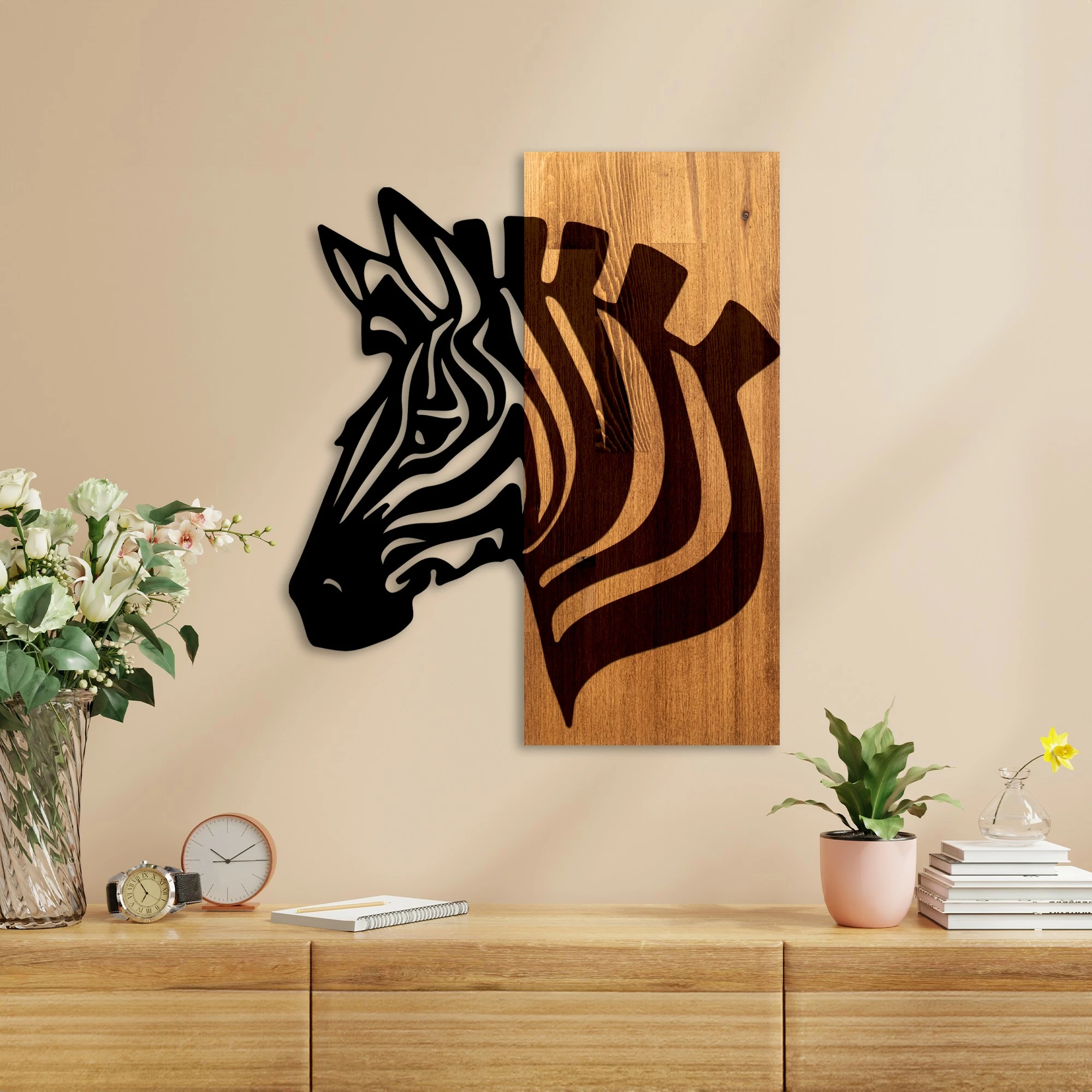 Aksesor dekorativ për mur, dru dhe metal, zebra, Wallity, ngjyrë arre dhe e zezë