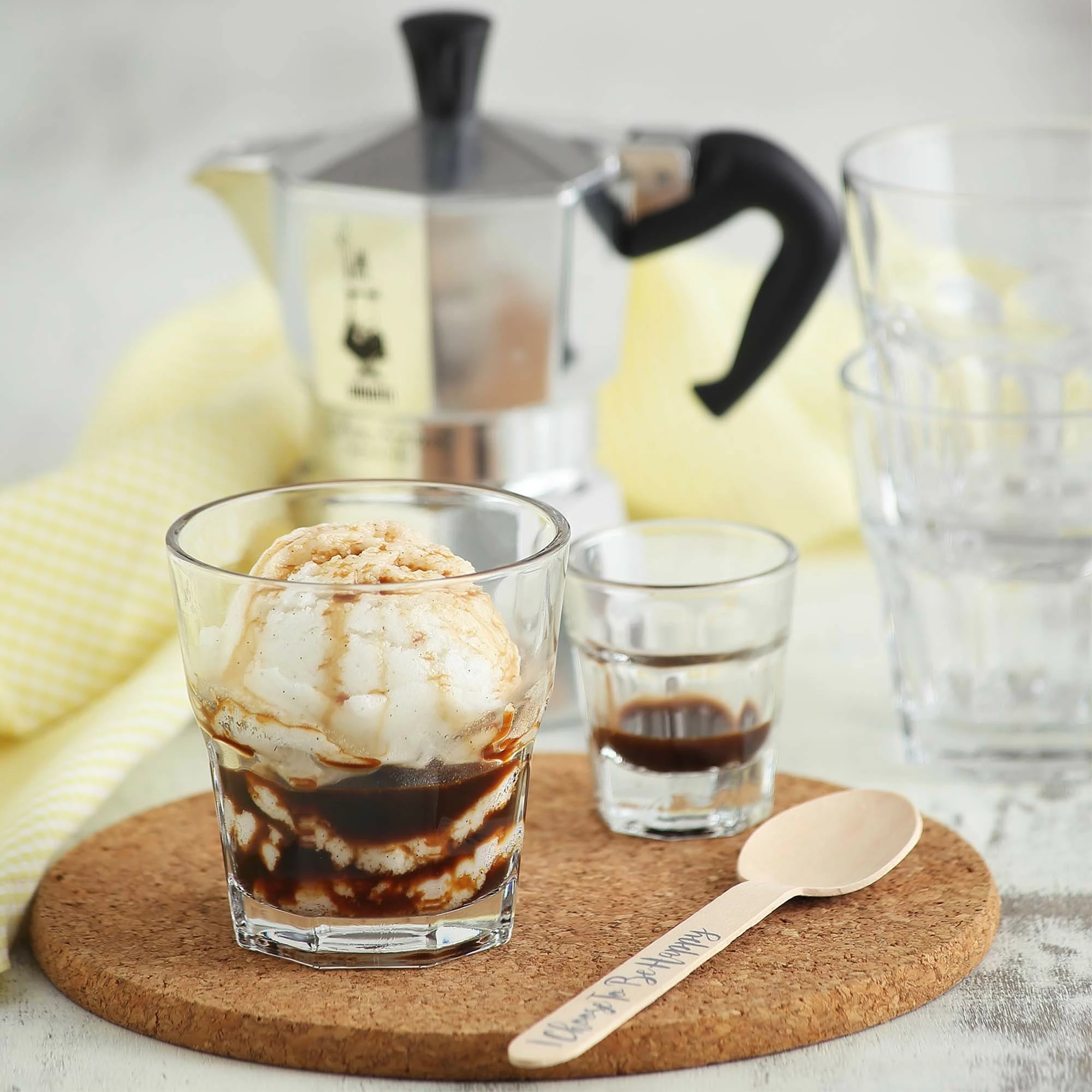 Gotë liker LAV Amsterdam 45 ml, transparente, set 12 copë