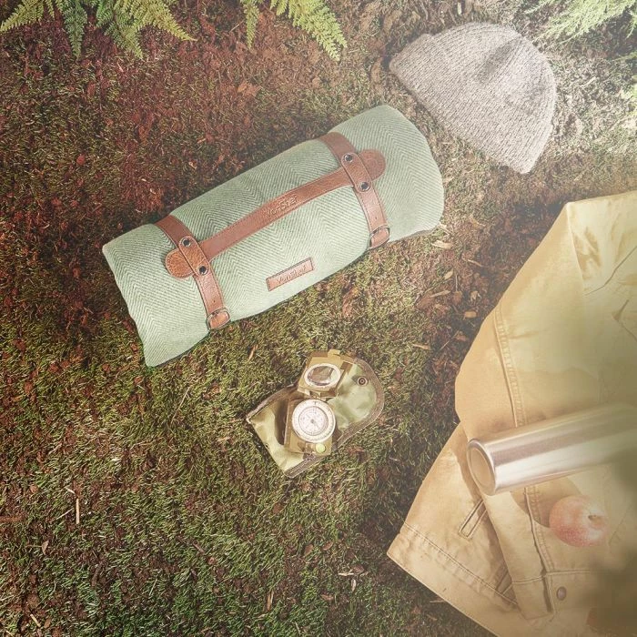 Batanije pikniku VONHAUS VonShef 147 x 180 cm, me mbështetje të papërshkueshme nga uji, e gjelbër