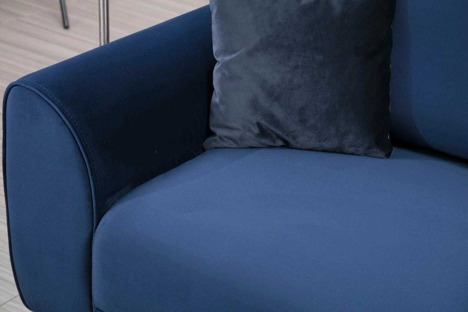 Kënd divan-krevat Atelier del Sofa, kënd i djathtë, ngjyrë blu e errët (L3-Chl)