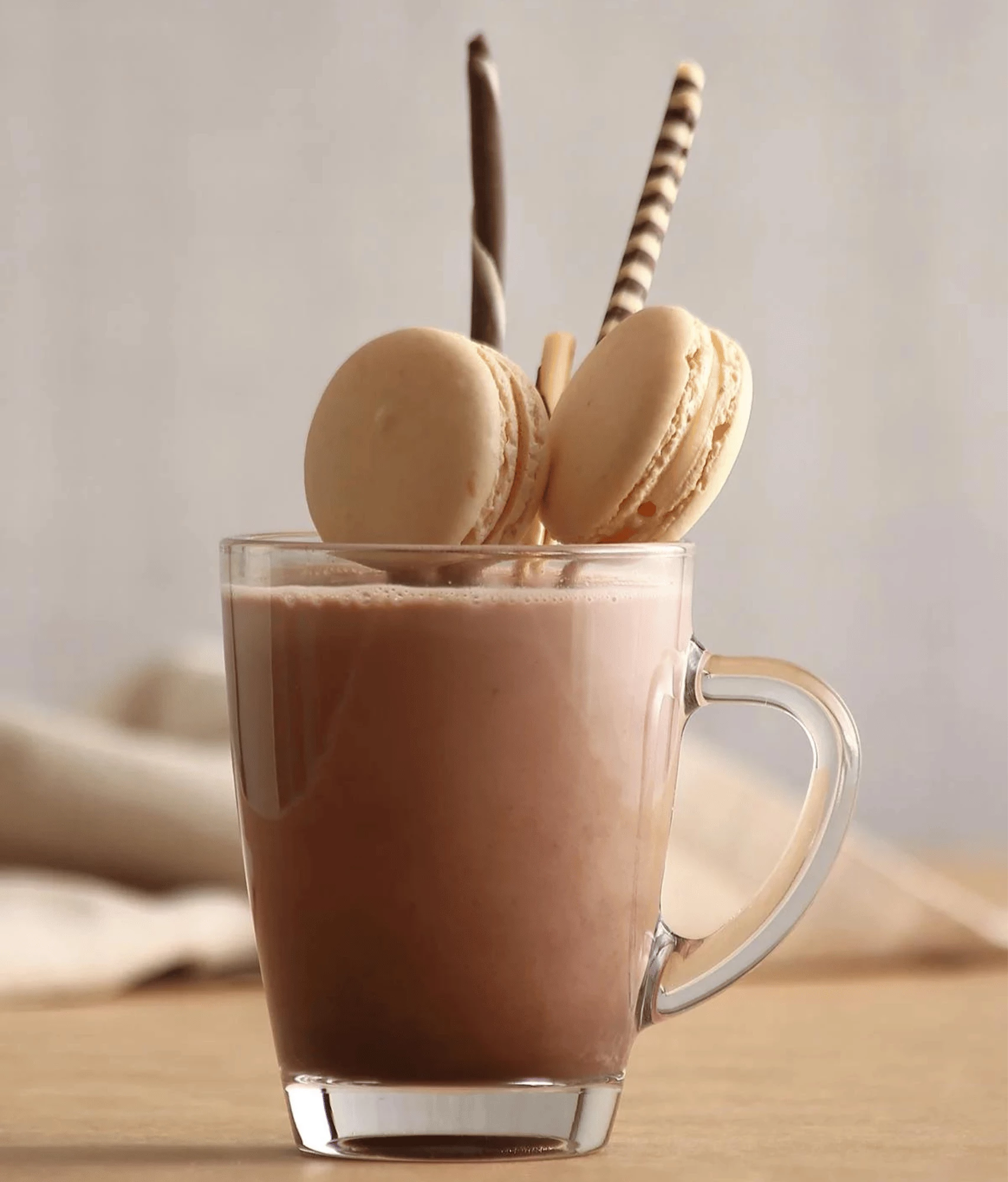 Filxhan qelqi LAV HORECA Warsaw 300 ml Transparent, set 12 copë