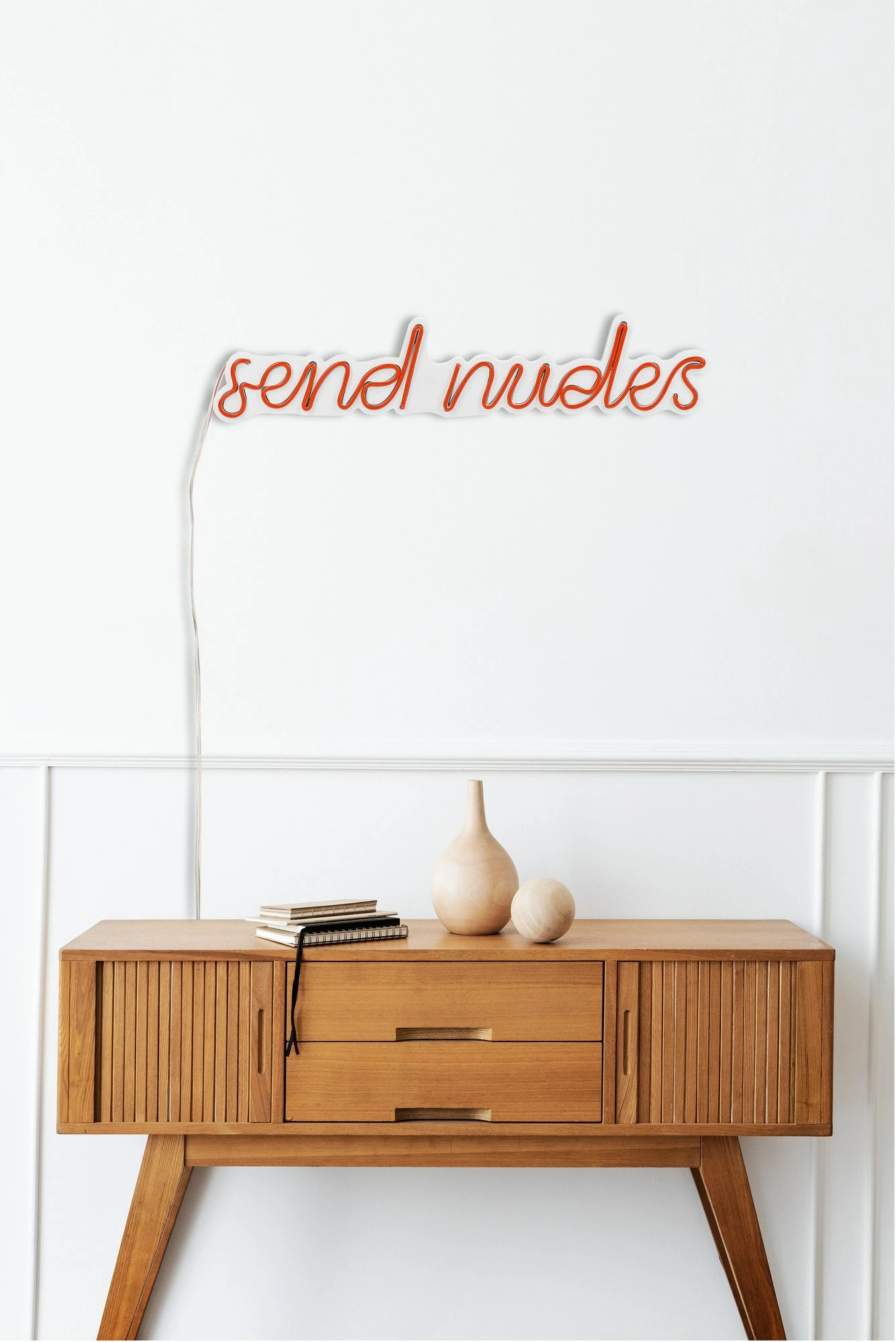 Dekor dritash LED plastike, send nudes, ngjyrë e kuqe