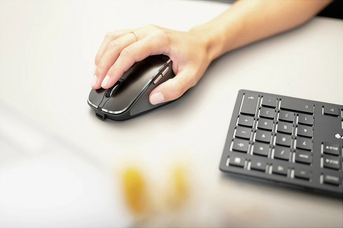 Set tastierë dhe maus wireless Cherry DW 9500 Slim, QWERTZ (Swiss), me numpad, e zezë