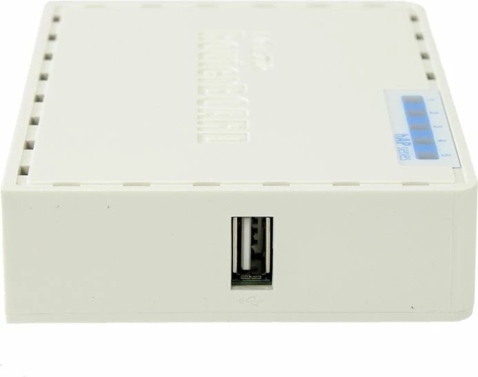 Access point MikroTik hAP ac lite RB952Ui-5ac2nD, WiFi 5 dual-band, 5x 10/100 LAN, PoE out, USB